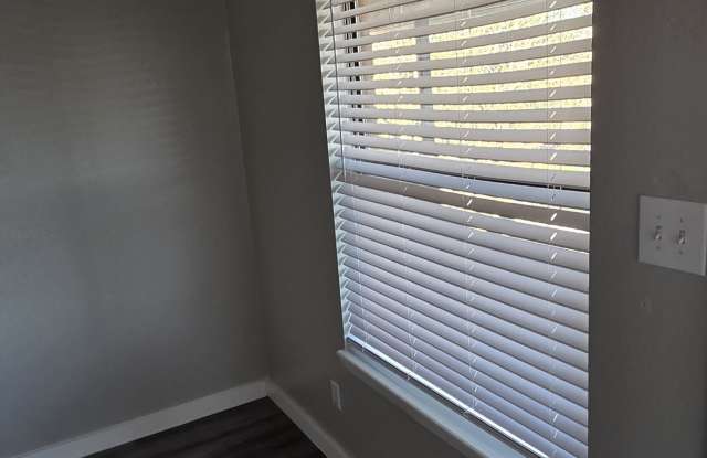 2706 Los Amigos Drive - 37 Gallery 2