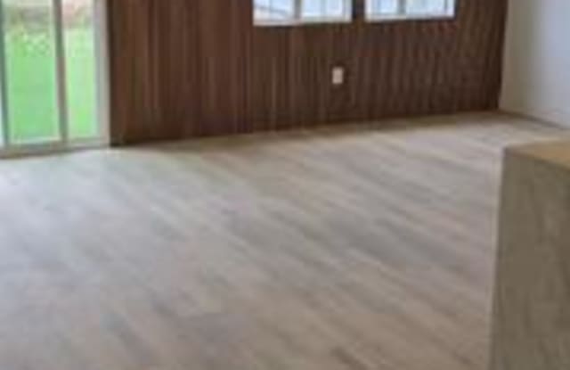 8519 Yolanda Avenue Gallery 3