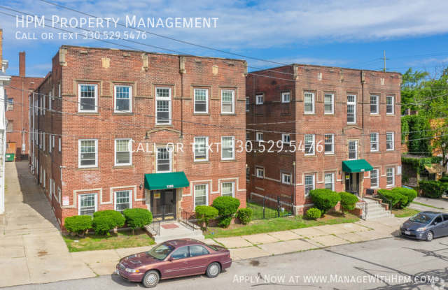 1376 W 112th St - 1376 West 112th Street, Cleveland, OH 44102