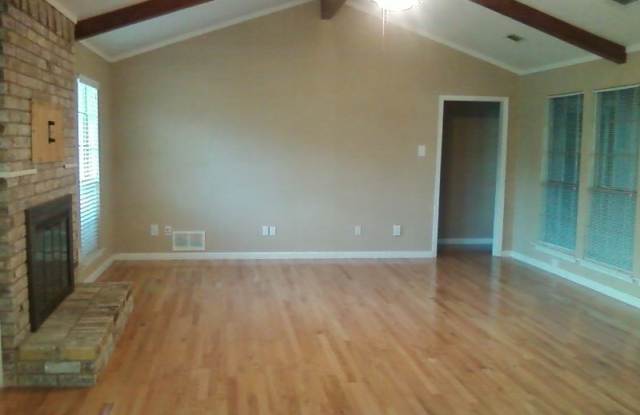 4305 COUNTRY CLUB DR - 4305 Country Club Drive, Plano, TX 75074