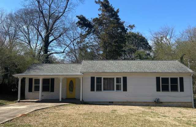 3-bed 2-bath in Dekalb County! - 1987 Porter Place, Candler-McAfee, GA 30032