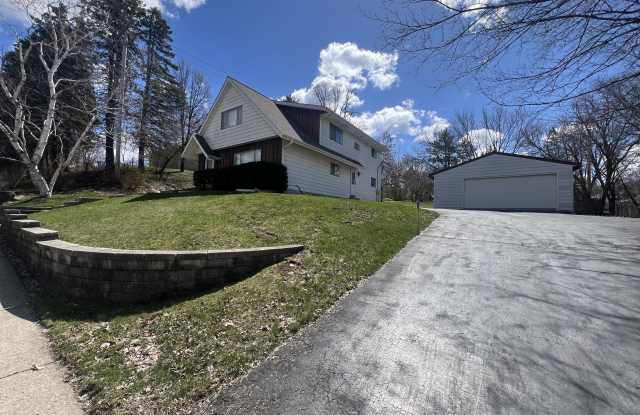 221 West Sunset Drive - 221 West Sunset Drive, Waukesha, WI 53189