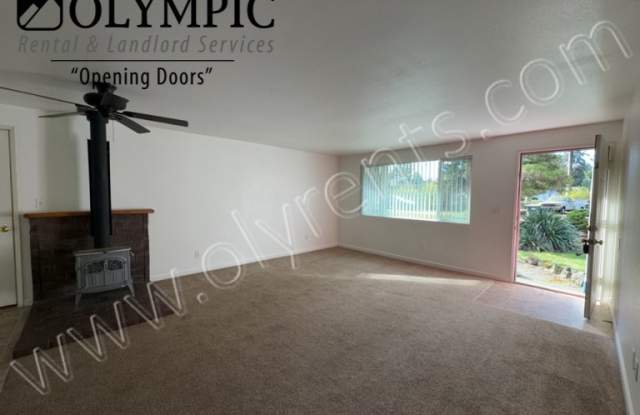 4714 Ridgemont Ct SE Gallery 2