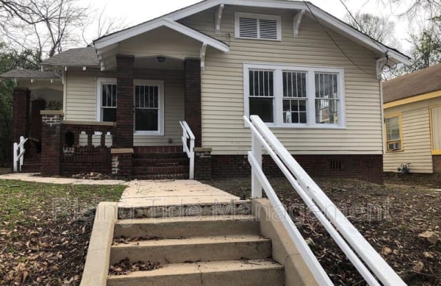 1131 8th Ave W photos photos