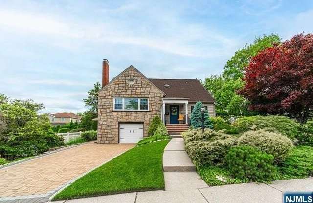 364 Rutland Avenue photos photos