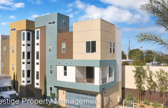 782 Windward Way - 782 Windward Way, Costa Mesa, CA 92627