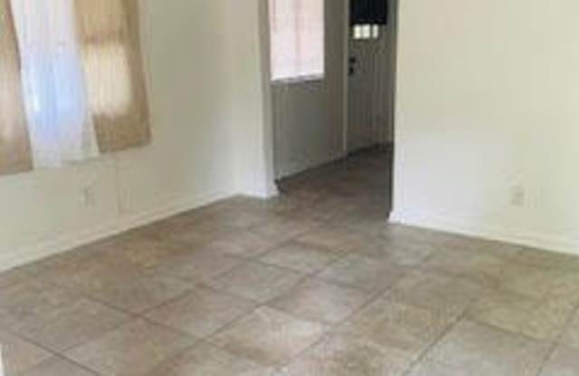 1032 ST CLAIR Gallery 1