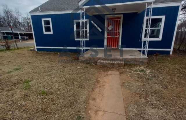 Cute 2 Bedroom Home! photos photos