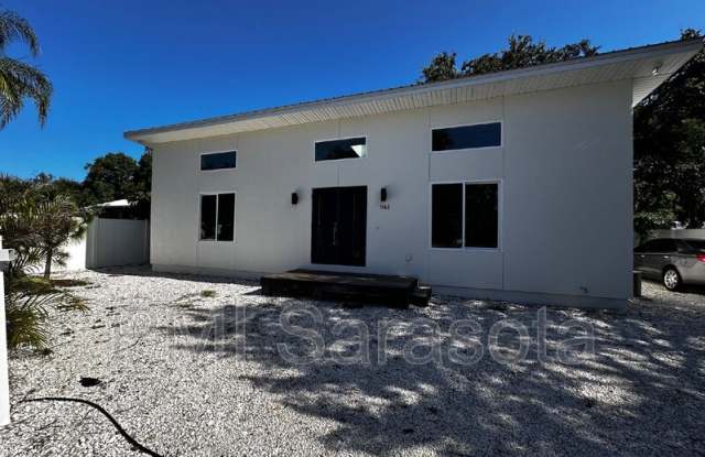 1143 Myrtle Street - 1143 Myrtle Street, Sarasota, FL 34234
