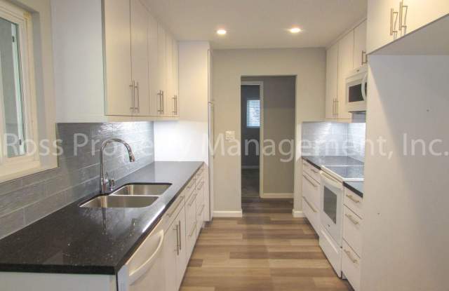 6204 Gibson Court Gallery 3