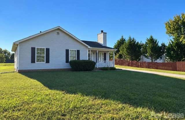 1302 Eagles Landing Drive Gallery 1