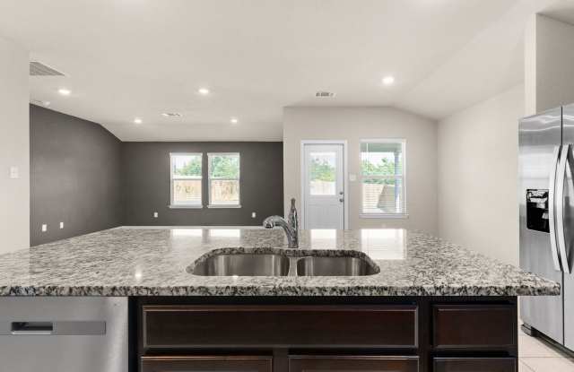 4906 Karen Green Dr. Gallery 4