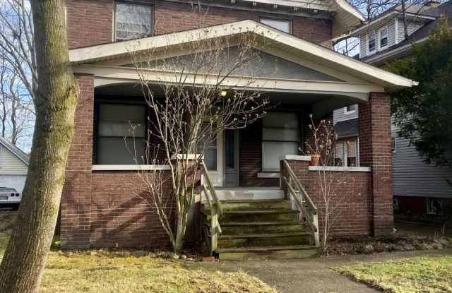 349 Cloverdale Ave. photos photos