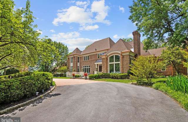 10608 STAPLEFORD HALL DR - 10608 Stapleford Hall Drive, Potomac, MD 20854