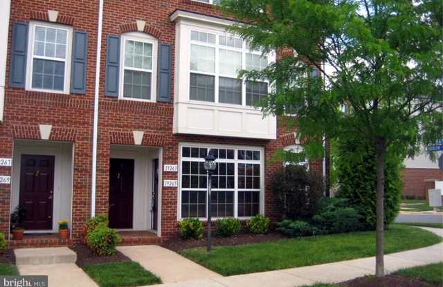 19263 WINMEADE DRIVE - 19263 Winmeade Drive, Lansdowne, VA 20176