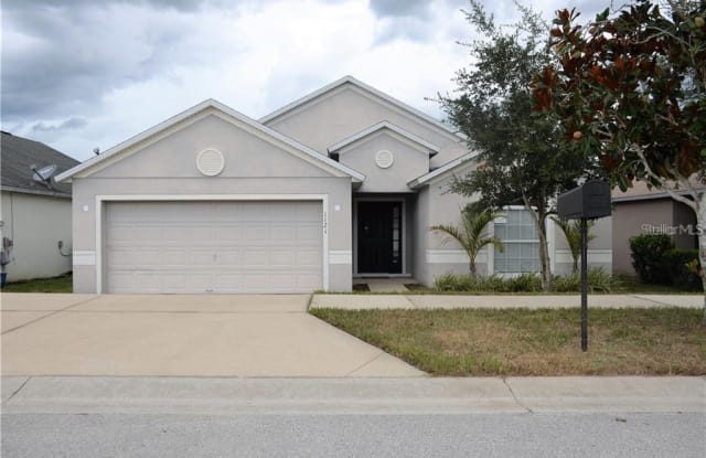1121 BLUEGRASS DRIVE - 1121 Bluegrass Drive, Groveland, FL 34736