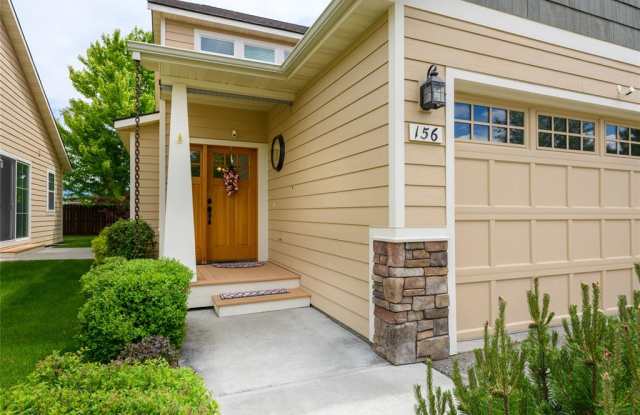 156 Villa Ct Gallery 1