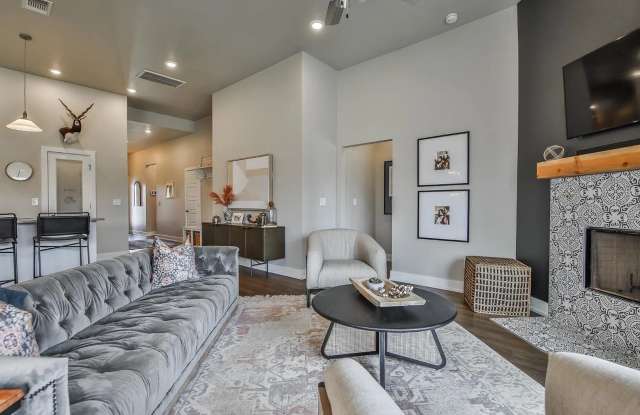 Beautiful 3 bedroom 2 bathroom in Frenship ISD! photos photos