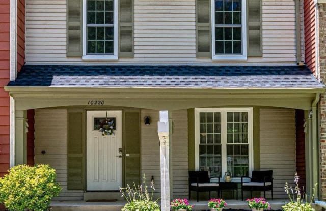 10220 SASSAFRAS WOODS COURT - 10220 Sassafras Woods Court, Burke Centre, VA 22015