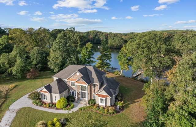 1576 BAY HEAD Road photos photos