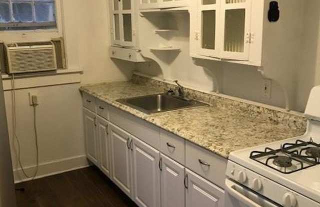726 Omar Rd photos photos