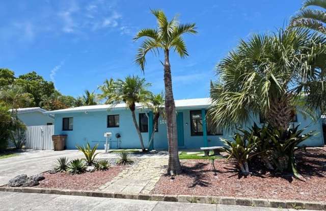 101 SE 14th Pl photos photos