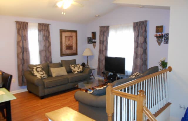 203 Charles St - 203 Charles Street, Brooklyn Park, MD 21225