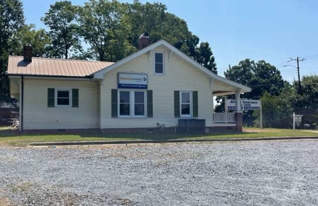 207 E. Pritchard St Gallery 3