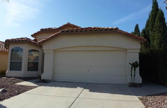 1039 W BUTLER Court Gallery 2