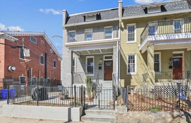1108 Orren Street Northeast photos photos