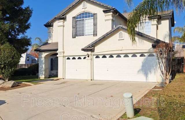 2663 Celeste Ave - 2663 Celeste Avenue, Clovis, CA 93611
