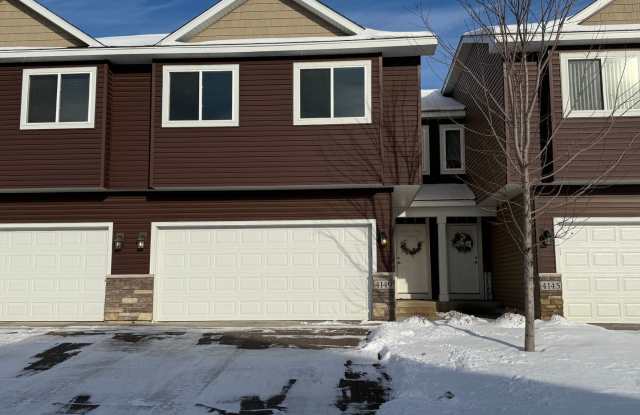 Beautiful Multi-Level Townhome - Like New! - 4149 228th Avenue Northwest, St. Francis, MN 55070