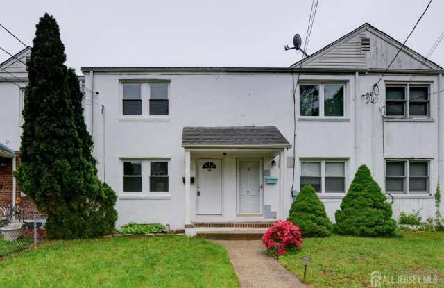19 Roosevelt Court - 19 Roosevelt Court, Metuchen, NJ 08840 19 Roosevelt Court - 19 Roosevelt Court, Metuchen, NJ 08840