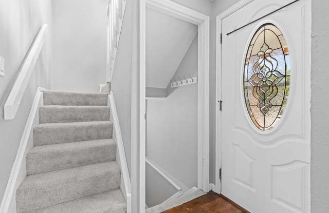 Charming 3 Bed / 3 Bath Home on Quiet Cul-de-Sac in Louisville’s Sundance Neighborhood! Gallery 4