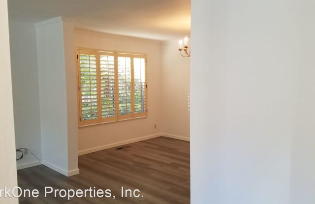 2109 Devonshire Court Gallery 3
