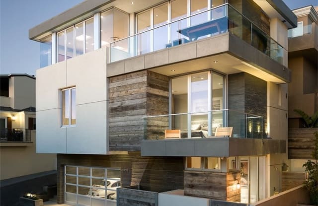 3208 Ocean Drive - 3208 Ocean Drive, Manhattan Beach, CA 90266