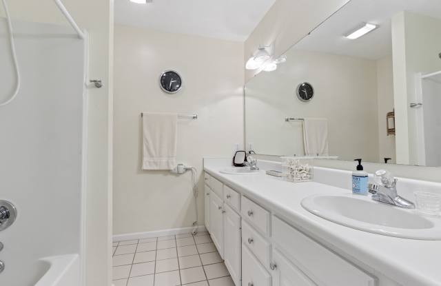 16 Arbours W Ln - 16 Arbours West Lane, Spartanburg County, SC 29369