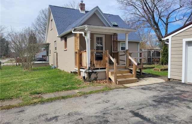 835 MAE STREET photos photos