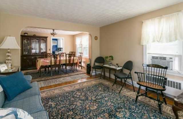 43 Bartlett Ave. Gallery 2