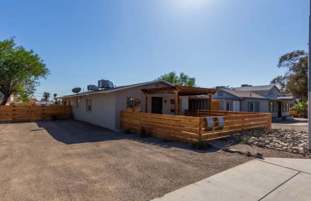 533 East Mountain View Road Gallery 3