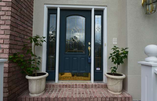 Quiet Cul-De-Sac, great location! Gallery 4