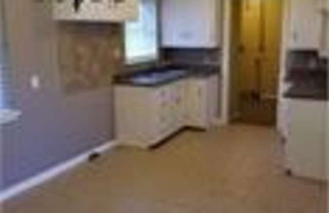 1407 N Fogarty Street Gallery 3