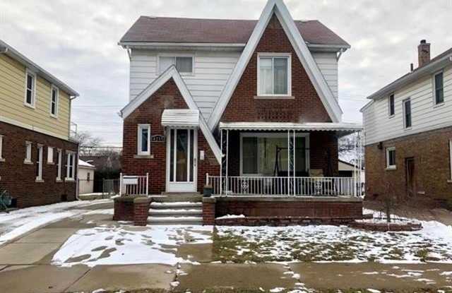 4255 LAPHAM Street - 4255 Lapham Street, Dearborn, MI 48126