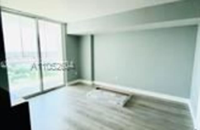 1800 N Bayshore Dr 2606 - 1800 N Bayshore Dr, Miami, FL 33132
