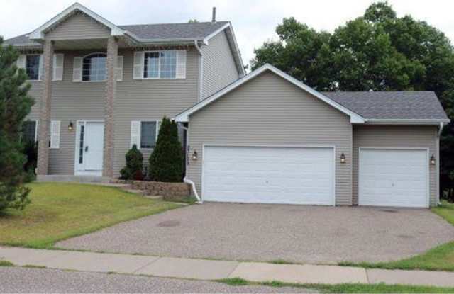 23179 Arrowhead Street NW photos photos
