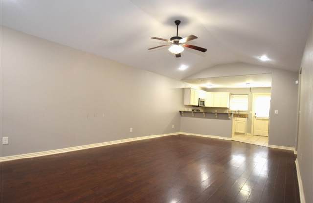 212 Copper Oaks Drive Gallery 3