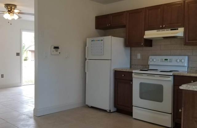 S. BISCAYNE  TAMIAMI TR -2 bedroom photos photos S. BISCAYNE  TAMIAMI TR -2 bedroom photos photos