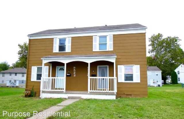 9522 Harrison St - 9522 Harrison Street, Kansas City, MO 64131