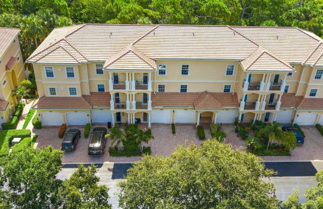 12691 SE Old Cypress Drive Gallery 2