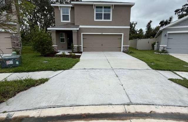 Newly built 3 bedroom home in a quiet Cul-de-sac photos photos
